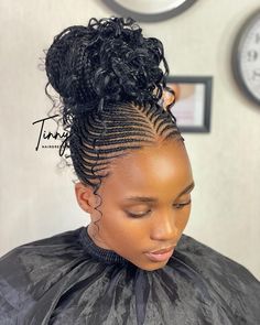 𝗧𝗿𝗶𝗯𝗮𝗹 𝗯𝗿𝗮𝗶𝗱𝘀____😍❤️ (cornrows in the front with knotless braids at the back) #myhandworks | Instagram Feed In Braids Cornrows Straight Back, Vacay Braids, High Ponytail Cornrows, Fire Hairstyles, Straight Up Hairstyles, Carrot Hairstyles, Vacation Hair, Cornrows Natural Hair