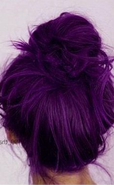 Shades Of Purple Hair Color, Shades Of Purple Hair, Purple Hair Color Ideas, Diy Valentinstag, Purple Hair Color, Lavender Hair Colors, Dark Purple Hair, Purple Shades, Lavender Hair