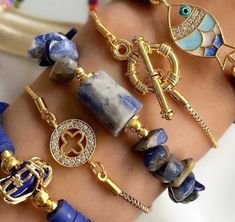 Blue Bohemian Bracelets With Charms, Blue Charm Bracelets For The Beach, Blue Bohemian Bracelet With Lobster Clasp, Blue Charm Bracelets For Jewelry Making, Beaded Bracelet Diy, Bohemian Chic Jewelry, Layered Bangles, Boho Chic Bracelets, Lapis Stone