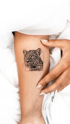 Small Tattoo by 1991.ink Realistic Animal Tattoo Design, Small Jaguar Tattoo, Lion Female Tattoo, Black Jaguar Tattoo, Jaguar Tattoo Ideas, Lion Eyes Tattoo, Tattoo Map, Tattoo Leopard, A Small Tattoo