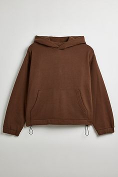 Standard Cloth Jump Shot hoodie in a classic pullover style. Oversized, boxy fit sweatshirt with a cropped hem. Cut from a cozy cotton blend and includes an adjustable drawcord at the hem. Urban Outfitters exclusive. Features Standard Cloth Jump Shot hoodie sweatshirt Pullover sweatshirt with a hood Cotton poly blend Front pouch pocket Elastic cuffs Oversized, boxy & cropped hoodie fit Adjustable drawcord hem Cropped length UO exclusive Content + Care 65% Cotton, 35% polyester Machine wash Impor Tan Hoodie Outfit, Tan Hoodie, Brown Sweatshirt, Brown Fits, Hoodie Fits, Hoodie Outfit, Workout Sweatshirt, Pullover Sweatshirts, Cropped Hoodie