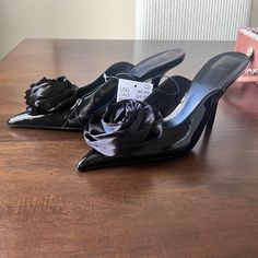 Mules With A Patent Finish. Pointed Toes, A Floral Appliqu At Front, And Narrow, Covered Heels. Satin Lining. True To Size . H&m Heels For Spring Party, Chic Formal Heels By H&m, Chic High Heel H&m Heels, H&m High Heel Party Heels, Elegant H&m Heels For Spring, Elegant H&m Heels For Formal Occasions, H&m Shoes, Floral Applique, H&m