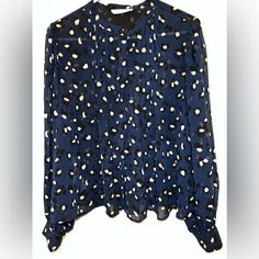 Mango Women’s Navy Blue Animal Print Sheer Blouse In A Size 8. This Beautiful Top Is New Without Tags. You Can Go To Work Straight To Happy Hour With This Blouse With It’s Soft Sheer Look. Trendy Long Sleeve Blue Blouse, Trendy Blue Long Sleeve Blouse, Chic Patterned Long Sleeve Blouse, Trendy Blue Blouse For Fall, Blue Printed Tops For Work, Printed Blue Tops For Workwear, Chic Blue Printed Blouse, Elegant Printed Blue Blouse, Elegant Blue Printed Blouse