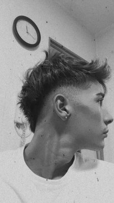 Short Punk Hair, Mohawk Hairstyles Men, Dyed Hair Men, Gents Hair Style