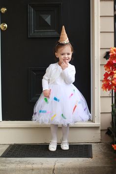 Kids Halloween Costumes Ideas, Sibling Halloween Costumes Boys, Ice Outfit, Ice Cream Halloween, Ice Cream Cone Costume, Ice Cream Costume, Weird Kids, Sibling Halloween Costumes, Toddler Boy Halloween Costumes