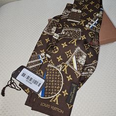 Authentic Louis Vuitton Bandeau/ Scarf, 100% Silk, Bnwt. Purchased Myself. Impossible To Buy This Beautiful Scarf Anymore Louie Vuttion, Marron Color, Louis Vuitton Bandeau, Beautiful Scarf, Sneakers Fashion Outfits, Louis Vuitton Accessories, Authentic Louis Vuitton, Scarf Wrap, Sneakers Fashion