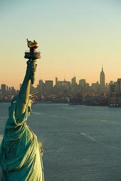 the statue of liberty is in new york city