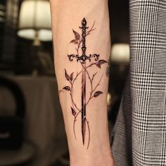 Tattoo Papillon, Blade Tattoo, Simple Tattoos For Women, Literary Tattoos, Light Tattoo, Forarm Tattoos, Shape Tattoo