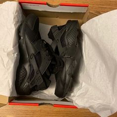 Brand New All Black Nike Huarache Run Size 6 Black Low-top Sports Huaraches, Sporty Black Huaraches For Streetwear, Black Low-top Huaraches For Sports, Black Low-top Huaraches For Streetwear, Black Nike Huarache, All Black Nikes, Huarache Run, Nike Brand, Nike Air Huarache