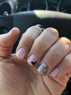 Disney Fingernails, Disney Dip Nails, Disney Short Nails, Fall Disney Nails, Subtle Disney Nails, Night Nails