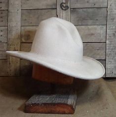 Nowood River Buckaroo Cowboy Hat custom Western hat felt | Etsy Vintage White Fedora With Short Brim, White Felt Hat For Western-themed Events At Kentucky Derby, White Felt Hat For Western-themed Events, Kentucky Derby, Classic White Fur Felt Hat, Vintage White Fedora Hat, Custom White Hat For Rodeo, Custom White Rodeo Hat, Classic White Fur Felt Hat Band, Custom White Hats With Curved Brim