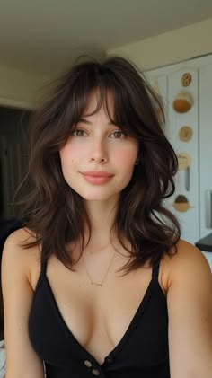 Elegant Short Hair with Bangs Designs 15 Hairstyles, Spring Haircuts, Haircut For Square Face, Square Face Hairstyles, Oval Face Haircuts, Princess Hair, Oval Face Hairstyles, Hair 2024, Oval Face Shapes