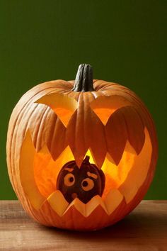 Funny Pumpkin Carvings, Unique Pumpkin Carving Ideas, Cute Pumpkin Carving, Halloween Pumpkin Carving Stencils, Pumkin Carving, Creative Pumpkin Carving, Easy Pumpkin Carving, Amazing Pumpkin Carving, Scary Pumpkin Carving