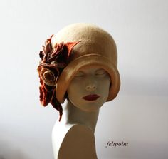 Luxury Beige Elegant Cloche Hat, Luxury Beige Cloche Hat, Luxury Beige Cloche Hat For Women, Poppy Hat, Art Hats, 1920s Hats, 1920s Hat, Felted Hats, Gatsby Hat