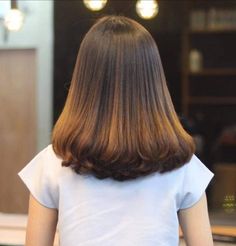 Long Brunette Hair, Beautiful Haircuts, Air Dry Hair, Girl Haircuts, Permed Hairstyles, Long Layered Hair, Modern Hairstyles