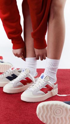 New Balance Ct302, Shoes And Socks, Dr Shoes, Look Retro, Fresh Shoes, Cute Sneakers, Shoe Inspo, Fall Fits, Swag Shoes