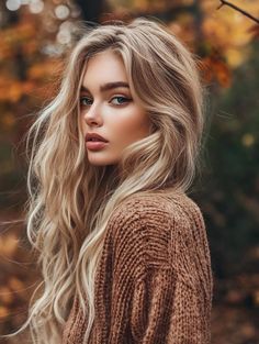 Fall Blonde Hair Color Ideas to Refresh Your Look Fall Long Hair Color Blondes, Wheat Blonde Hair Highlights, Blonde Hair Color Ideas For Fall Winter Balayage, Fall Hair Blonde, Blonde Hair For Cool Skin Tones, Hairstyles For Blondes, Baby Blonde Hair, Dark Fall Hair Colors