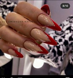 Red And Gold Nails, Classic Nail, Retro Nails, Nail Looks, Stunning Nail Designs, Squoval Nails, Red Acrylic Nails, Professional Manicure, Nail Drills