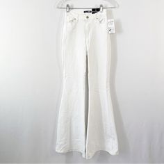 Fashion Nova White Super Stretch Santorini Bell Bottom Jeans. Juniors Size 3. Machine Washable! New With Tags! Total Length: 43" Inseam: 34" Waist Flat Across: 11" Rise: 11" Smoke Free Home! Hippie 70s, Bottom Jeans, Fashion Nova Jeans, Bell Bottom, Santorini, Jeans Style, Bell Bottom Jeans, Flare Jeans, Fashion Nova