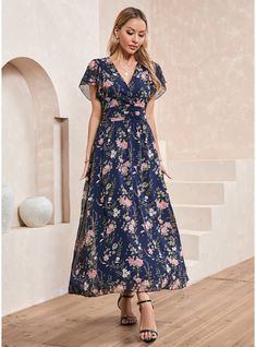 JJ's House No Pleated Floral Print Chiffon Maxi V-Neck Spring Summer A-line Yes Navy Blue S Height:5.7ft(174cm) Bust:33.5in(85cm) Waist:26in(66cm) Hips:36in(91cm) Dress. #JJ's House #No #Pleated #FloralPrint #Chiffon #Maxi #VNeck #Spring #Summer #Aline #Yes #NavyBlue #S #Dress Gigi Dress, Floral Wrap Dress, Floral Print Chiffon, Wedding Guest Dresses, Maxi Dress Navy, Chiffon Maxi, Chiffon Maxi Dress, House Dress, Print Chiffon