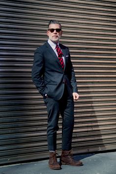 Nick-Wooster_5 Man Boots Style, Navy Wool Suit, White Pocket Square, Vertical Striped Dress, Style Gentleman, Navy Dress Pants, Brown Leather Boots, 가을 패션