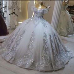 Quencinera Dresses Grey, White Sparkle Quince Dress, Quinceanera Dresses With Long Train, Royalty Quinceanera Dresses, White With Blue Quinceanera Dresses, White And Blue Quince Dress, Gray Quince Dress, Layered Quinceanera Dress, Fairytale Quince Dress