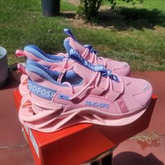 Tsiodfosports, Women Tennis Shoes Sz 39 Color Pink. Women Tennis Shoes, Nike Air Max Excee, Lime Green Shorts, Uniqlo Bags, Adidas Track Suit, Saucony Shoes, Nike Air Max Thea, Pink Running Shoes, Nike Tennis Dress