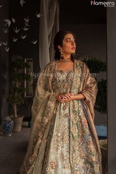 Buy Pakistani Designer Mint Bridal Wedding Lehenga in Premium Quality fabric Lehnga Frock Enhanced with Hand-embellished work. Customizable. Fast Shipping Desi Wedding Dresses, Heavy Dresses, Perhiasan India, Green Lehenga, Desi Clothes, Long Frocks, Pakistani Bridal Dresses, Pakistani Bridal Wear, Wedding Lehenga