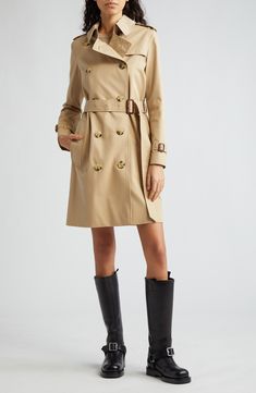 Burberry Kensington Water Resistant Gabardine Trench Coat | Nordstrom Parisian Chic Style, Beige Trench Coat, Burberry Outfit, Fall Wardrobe Essentials, Street Style Parisian, Burberry Trench, Burberry Trench Coat, Classic Trench Coat, Double Breasted Trench Coat