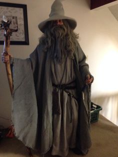 My gandalf costume cosplay Gandalf The Grey Costume, Wizard Costume Male Diy, Gandolf Costumes, Wizard Cosplay Men, Wizard Outfits Men, Wizard Costume Ideas, Wizard Costume Male, Halloween Diy Men, Witch And Wizard Costume