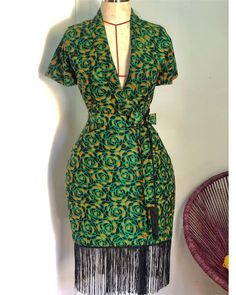 Simple Kitenge Dress, Simple Dress For Wedding, All Back Styles, Ankara Wrap Dress Styles, Classy Dress Outfits Simple, Simple Short Ankara Dresses, Simple African Dresses, All Back, Simple Dress Design