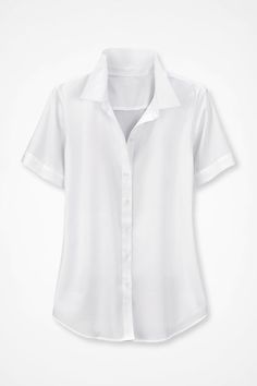 What’s even better than no-iron? The same lightweight, wrinkle-free ease in a style that also repels most stains for up to 30 washes – so it stays crisper, cleaner, longer. Back yoke, shirttail hem. White Short Sleeve Shirt, White Collared Shirt, Iron Shirt, Uniform Shirts, Short Sleeve Shirt Women, Short Sleeve Tunic, Women Shirts Blouse, A Style, Shirts Blouses