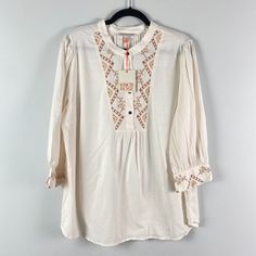 Knox Rose Ivory Embroidered Boho Popover Blouse Size Xxl 3/4 Sleeves Please See Last Photos For Measurements. -Items Are Shipped Out 7 Days Per Week. -All Items Are Stored In A Smoke Free Environment. -Please Feel Free To Ask Any Questions You May Have. Fall Floral Embroidery Long Sleeve Tunic, Cream Long Sleeve Tunic For Spring, Long Sleeve Peasant Top, Sheer Chiffon Blouse, Olive Green Blouse, Bohemian Blouses, Knox Rose, Career Wear, Summer Blouses