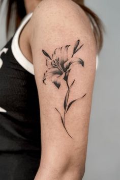 Lilly Tattoo Design, Lilly Tattoo, Lady Tattoo, Lillies Tattoo, Lily Tattoo Design, Lily Flower Tattoos, Lily Tattoo, Mom Tattoos, Symbolic Tattoos