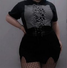 Goticas Aesthetic Outfit, Chubby Alternative Fashion, Plus Sized Alternative Fashion, Chubby Goth Outfit, Goth Outfits Plus Size, Chubby Goth, Wardrobe Plus Size, Plus Size Going Out Outfits, Outfit Ideas For Plus Size