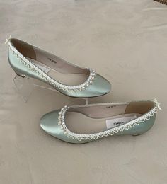 "Very elegant flats for the Bride who demands comfort and beauty. Small Heel: 1/2\" inch. EVERY SHOES ORDER IS SPECIALLY  HAND DYED AND EMBELLISHED FOR WHOEVER ORDERS IT, THEREFORE SHOES CAN NOT BE RETURNED OR EXCHANGED; WITH YOUR HELP I'LL MAKE ALL THE EFFORTS TO HELP OBTAIN THE RIGHT SIZE; I can send you your regular shoes size inside length for verification, you're welcome to ask before or after placing order. Please consider that, casual shoes, athletic shoes, special occasion shoes, body wa Bridgerton Shoes, Prom Shoes Comfortable, Prom Flats, 1 Inch Heels, Flat Prom Shoes, Formal Flats, Brown Flat Shoes, Whimsical Shoes, Dressy Flats