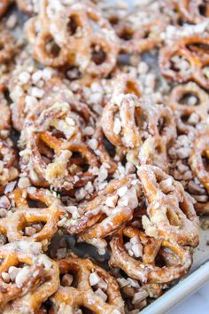 there are many pretzels in the pan ready to be eaten for breakfast or dessert