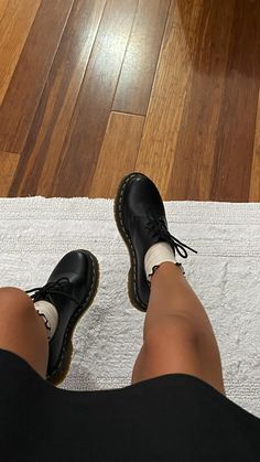 1416 Dr Martens, School Shoes Aesthetic Outfit, Dr Martens School Shoes, Oxford Doc Martin Shoes Outfit, Doc Martin Loafer Outfit, Short Doc Martens, Dr Martin Shoes, Dr Martens Shoes Outfit, Doc Marten Shoes