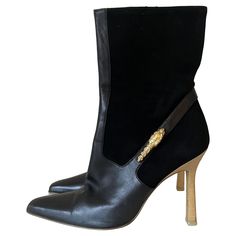 Very rare stunning and eyecathing Gucci high heel ankle boots with a gold metal panther. These were worn by modelling and is one-of-a kind special item from the 90s. Heels are 11 cm. Gucci is a renowned Italian luxury fashion brand known for its high-end clothing, accessories, and footwear. They often incorporate unique and iconic elements into their designs, such as the use of animal motifs, logos, and distinctive materials. I think these boots must have been designed by Tom Ford. Gucci Boots, High Heel Ankle Boots, Pointed Toe Boots, Heel Ankle Boots, High Heel Boots Ankle, Leather High Heels, Italian Luxury, Heeled Ankle Boots, Very Rare