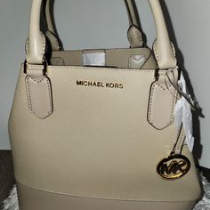 One Purse... Two Looks. This Purse Can Be Converted Into A Traditional Tote Or A Cute Satchel Purse. It Includes A Shoulder Strap That Can Be Used As Well. Michael Kors Purse, Satchel Purse, Purses Michael Kors, Michael Kors Bag, Womens Tote Bags, Satchel, Shoulder Strap, Michael Kors, Purse