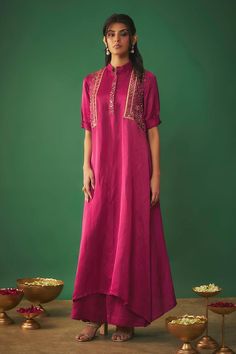 Magenta pink asymmetric kurta with mirror, thread, cutdana embroidery. Paired with flared pant. - Aza Fashions Cutdana Embroidery, Asymmetric Kurta, Embroidery Mirror, Linen Embroidery, Magenta Pink, Pants Pattern, Pant Set, Mandarin Collar, Set For Women