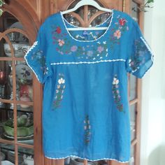 Blue Light Weight Airy Cotton Blouse With Beautiful Embriodery.Reminds Me Of Johnny Was.Last Price! Boho Blouse, Embroidered Tunic, Cotton Blouse, Boho Blouses, Johnny Was, Cotton Blouses, Blue Light, Color Blue, Light Blue