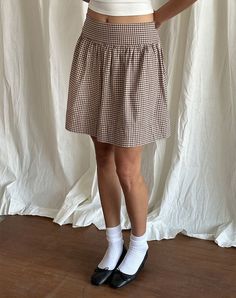 Brown Midi Skirt, Rok Midi, Midi Skirt Outfit, Gingham Skirt, Summer Bodycon Dress, Black Satin Dress, Bandeau Dress, Wide Waist, Black Bodycon Dress