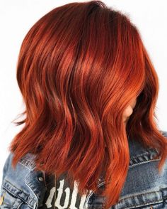 Wine Red Hair Color, Medium Red Hair, Hair Color Ideas Trending, Trending In 2023, Red Violet Hair, Red Copper Hair Color, Red Hair With Highlights