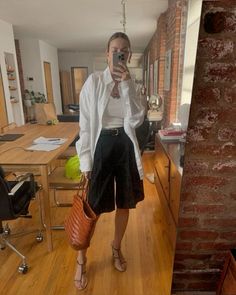 The Row Aesthetic, Outfit Marron, Row Aesthetic, Relaxed Woman, Simple Work Outfits, Ny Outfits, Summer Loving, Grown Women