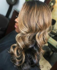 Blonde Balayage Black Women Natural Hair, Beautiful Natural Hair, Ash Blonde Hair, Beautiful Hair Color, Hair Done, Black Hair Care, Silk Press