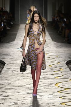 SPRING-SUMMER 2025 | Versace United States Runway 2024, House Of Versace, 2025 Trends, Versace Runway, Ladies Style, Summer 2025, Runway Models, Dress Romper, Unique Fashion