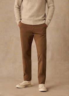 Tom Chinos - Brown - Organic Cotton - Octobre Éditions Military Pants, Heather White, Grey And Beige, Parisian Style, Welt Pocket, Wardrobe Essentials, Organic Cotton, Trousers, Textiles