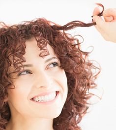 A Lazy Girl’s Guide to Flaunting Your Natural Curls | StyleCaster Hair Captions, Hair Plopping, Straightening Curly Hair, Hair Without Heat, Beautiful Curly Hair, Curly Hair Care, Perfect Curls, Curly Hair Tips