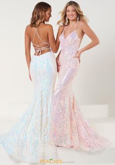 This beautiful long dress 12854 by Studio 17 is a must have for your senior prom. This ultra sparkly dress is made from an unique pattern of iridescent beadwork. The v neckline has thin straps and a lace up back for that perfect fit. The mermaid style skirt brings that detail all the way down to the sweep train. Studio 17, Dama Dresses, Beautiful Long Dresses, Military Ball Dresses, Trumpet Dress, Trumpet Skirt, Sweetheart Dress, Sequin Gown, Sparkly Dress